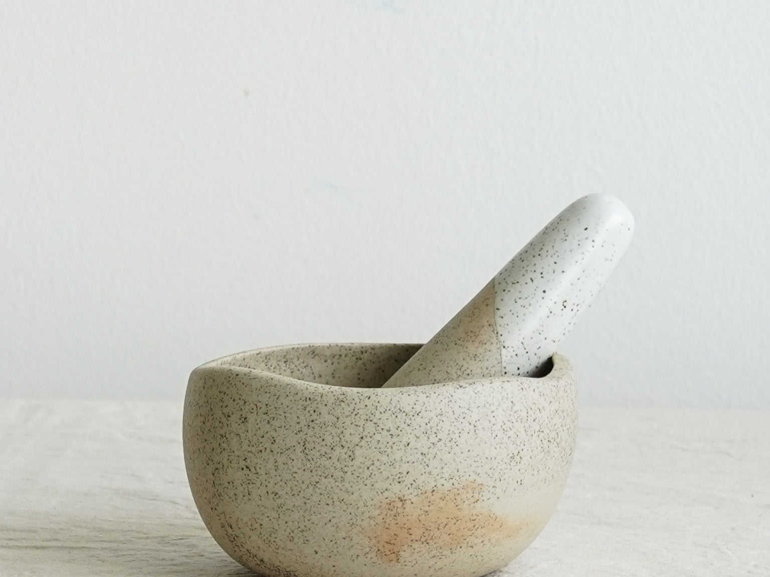 Robert Gordon Stoneware Mortar & Pestle