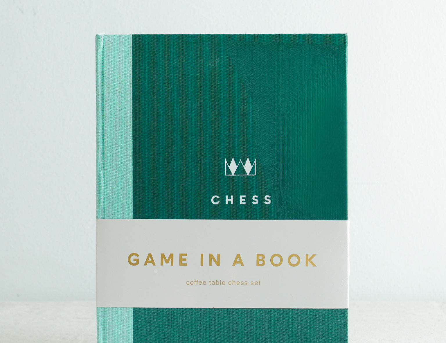 Luckies Chess in a Book