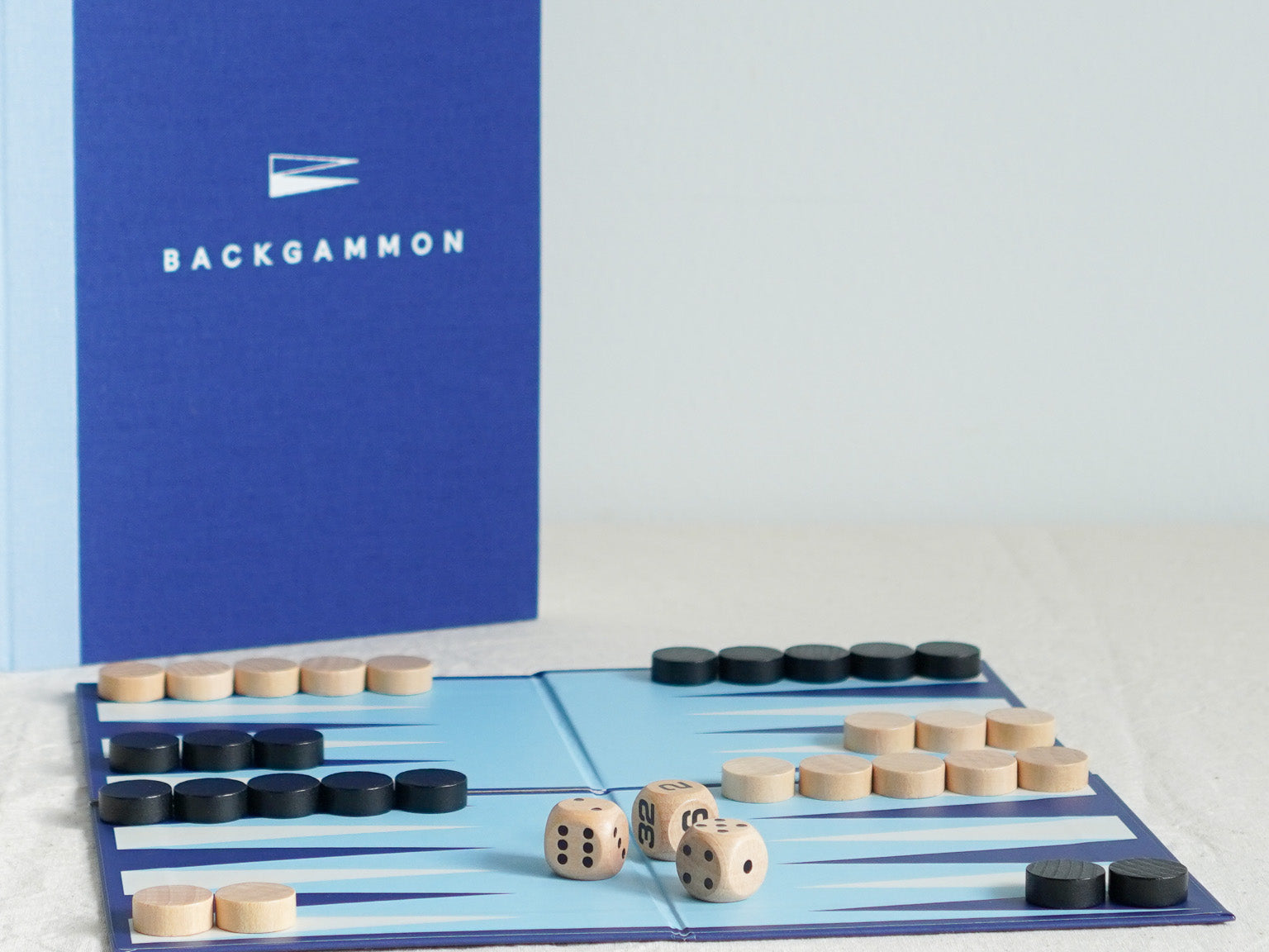 Luckies Backgammon in a Book