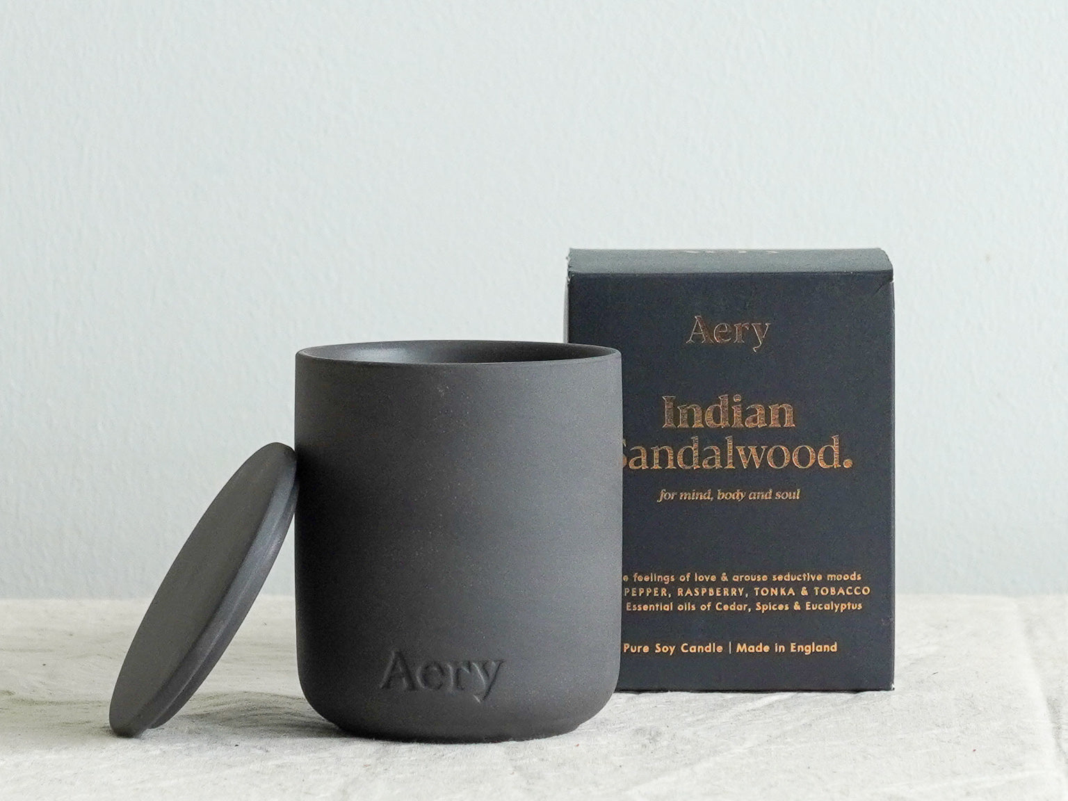 Aery Living candle in ceramic vessel - Indian Sandalwood 280g
