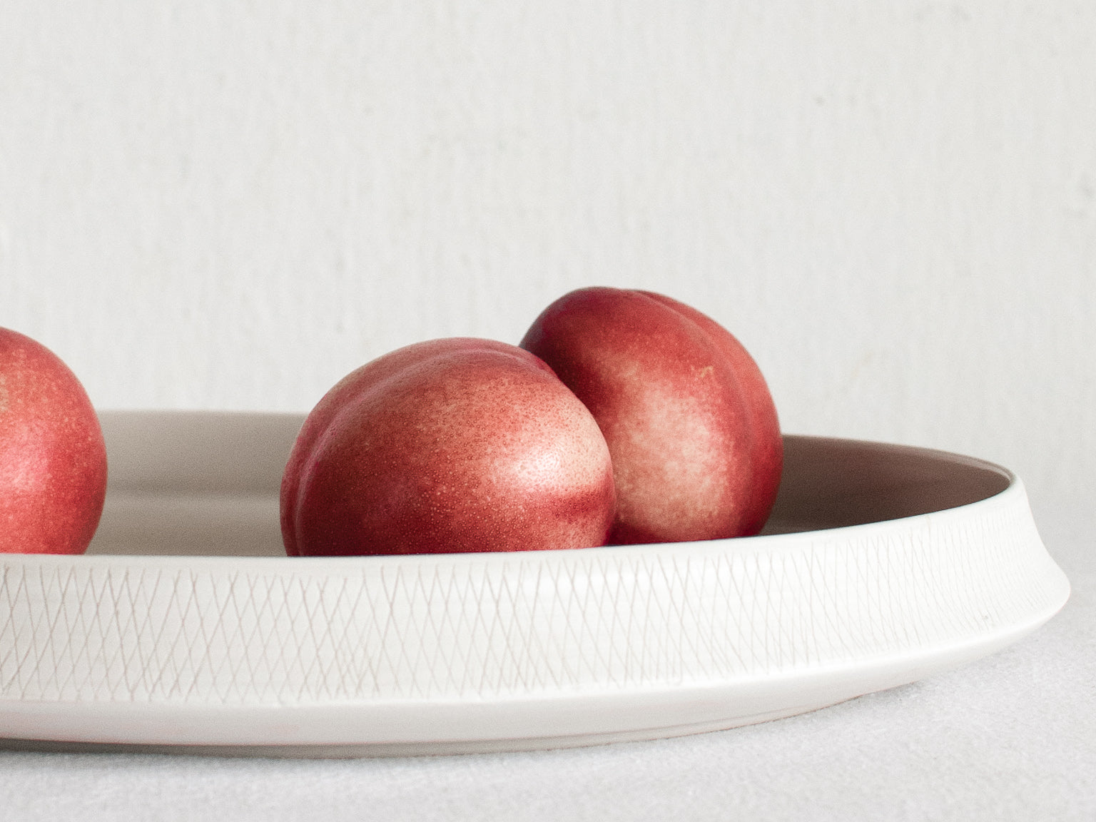 Ceramic Etchings Platter - White