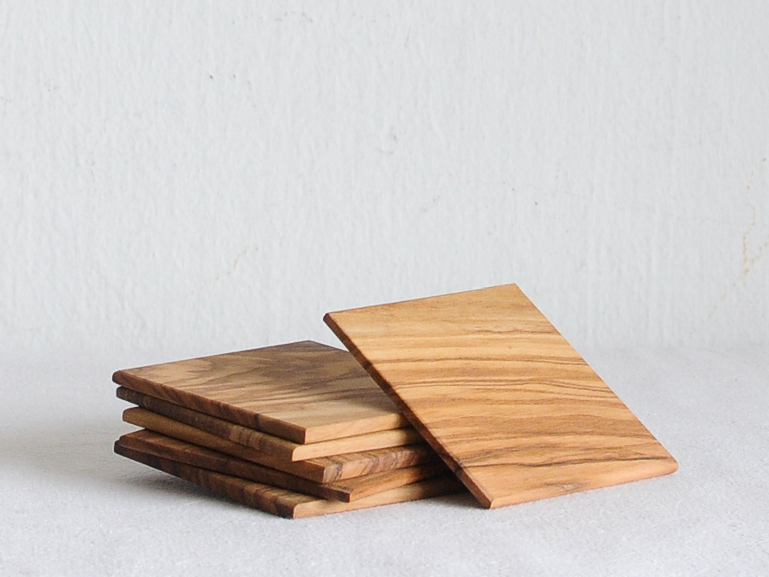 Redecker Oiled Olive Wood Square Coaster (Set of 6)