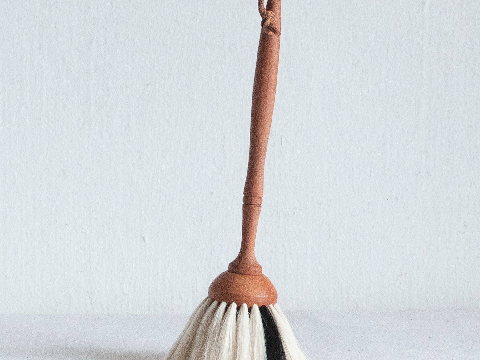 Redecker Pearwood Dust Brush - White Goat's Hair